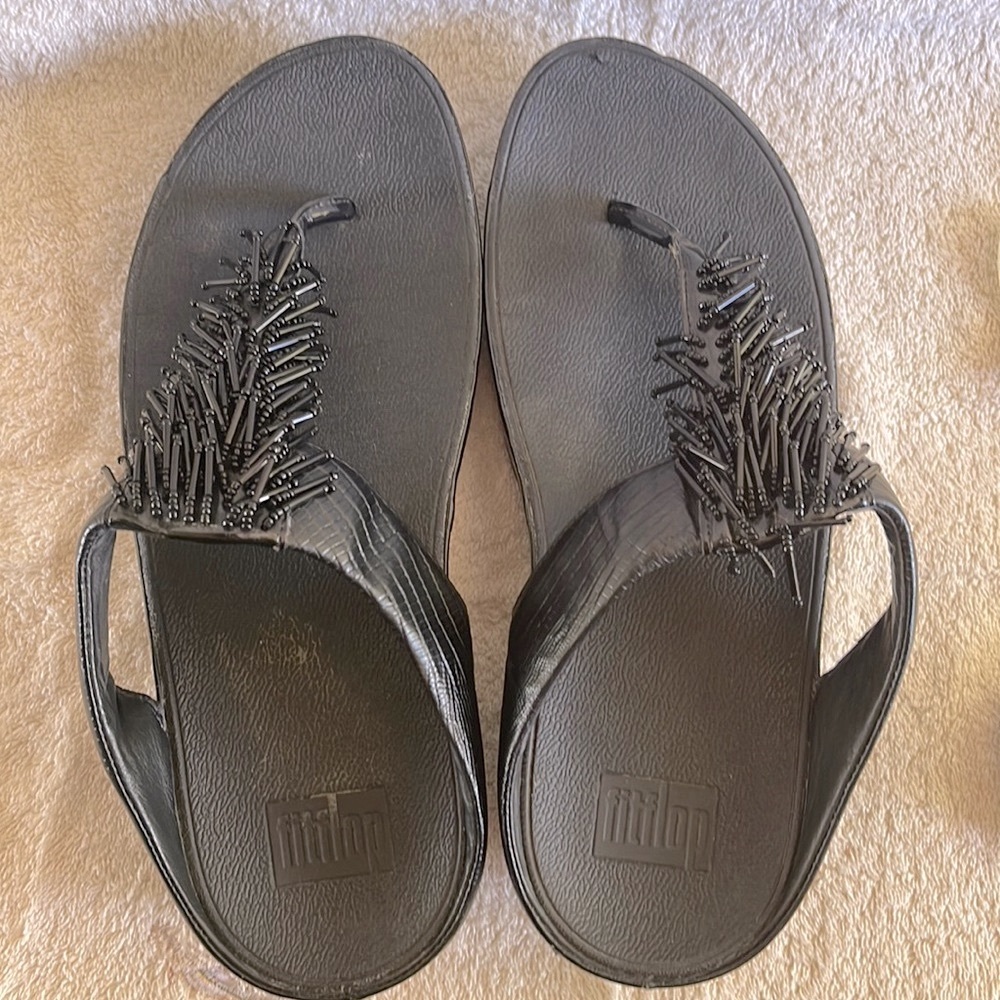 FitFlop black sz 8 with beaded fringe Fit Flop